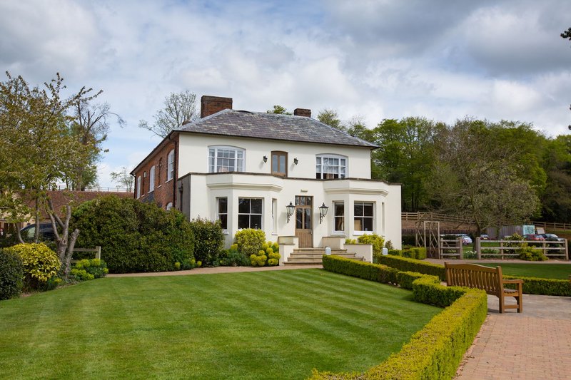 Tewinbury,Bramfield>>Bexley,4 star