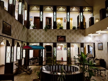 Dwivedi Hotels Sri Omkar Palace,Uttar Pradesh>>Varanasi,3 star
