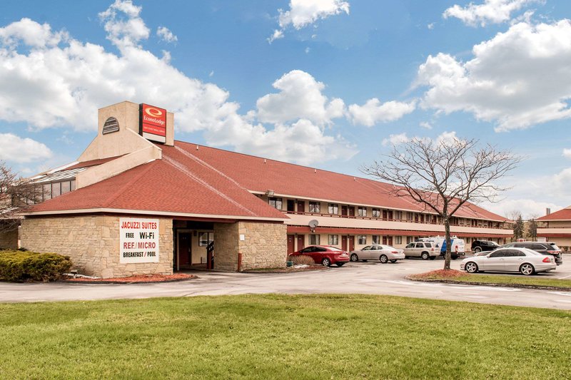 econo lodge airport holland