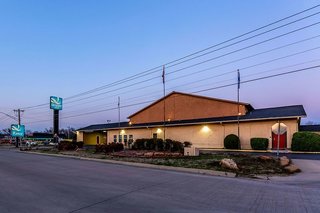 quality inn glenpool tulsa
