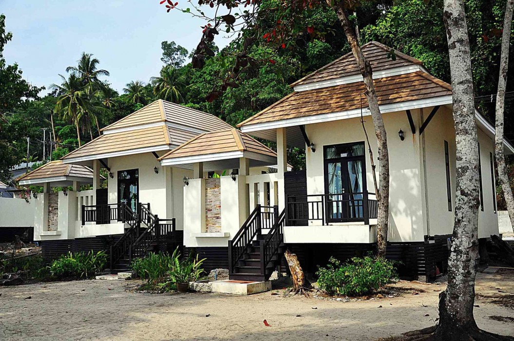 Siam Beach Resort,Near Lonely Beach,3 star