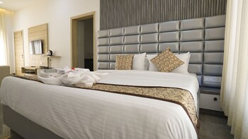 Tripura Resorts,Hyderabad>>Chevella,2 star