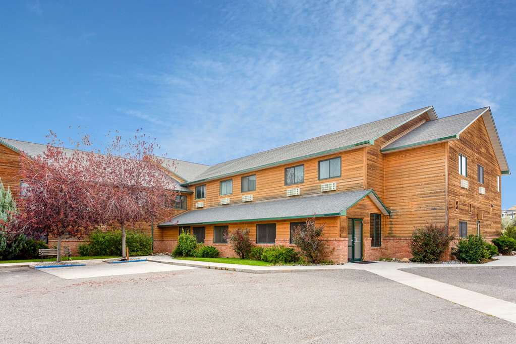 inn at lander travelodge by wyndham