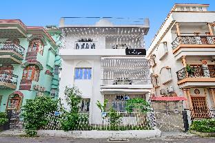 Capital O 700246 Hotel New All In One,India>>Kolkata,3 star