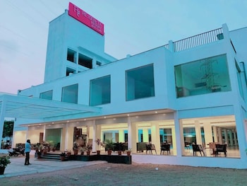Zest Club, Kalaburagi, Gulbarga,3 star