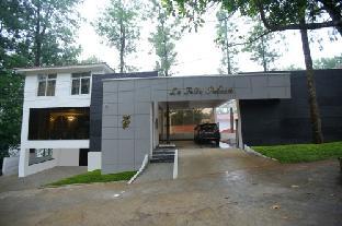 La Feliz Palacio,Yercaud>>Ayodhiyapatinam,3 star