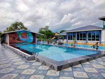 canal touch resort