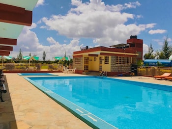 The Lukenya Resort,Nairobi>>Athi River,3.5 star