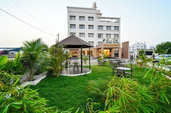 Kings Kraft The Park Executive Hotel,India>>Jamnagar,3 star