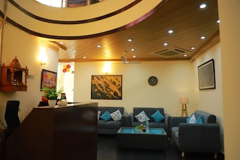 The Rejoice Venture,Gurugram>>Delhi,2.5 star