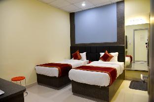 Hotel Tridev Grand