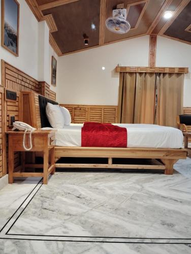 room-image