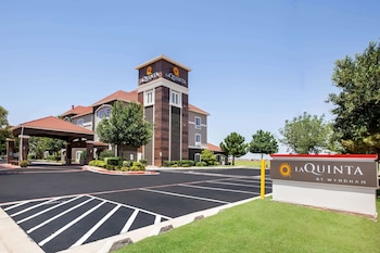 La Quinta Inn & Suites By Wyndham Lubbock North,Texas>>Lubbock,3 star
