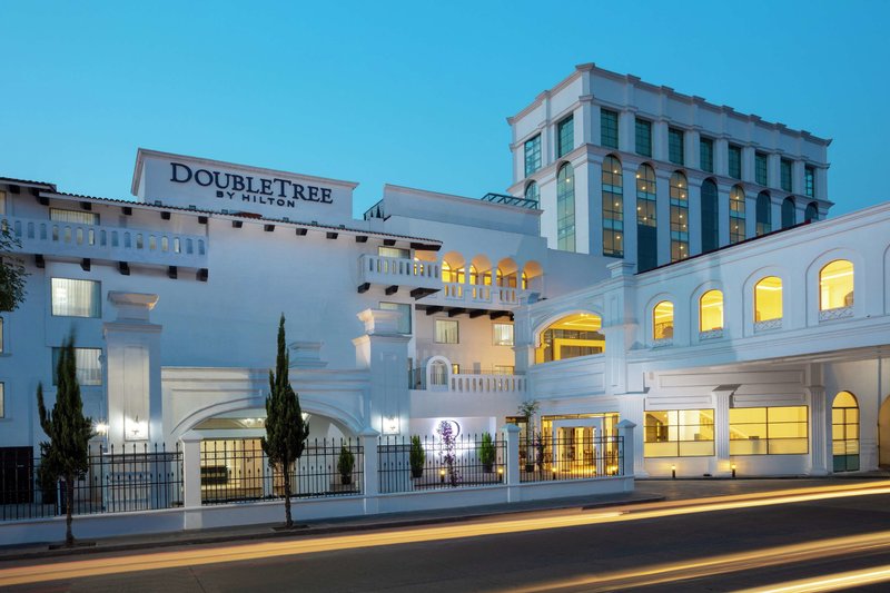 Doubletree By Hilton Toluca,Toluca>>Ixtapan De La Sal,4 star