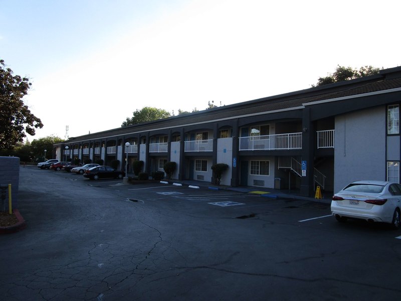 Surestay Plus Hotel By Best Western Sacramento North,West Sacramento>>Sacramento,3 star