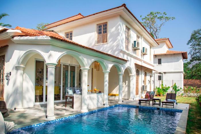 Colina - Villa A,Jq2c+25F, Unnamed Road, Bouta Waddo, Assagao, Goa 403507,5 star