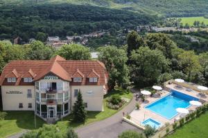 Berghotel Wilhelmsburg,Dornburg-Camburg>>Bad Koesen,3 star