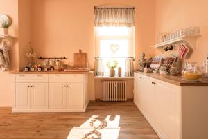 Berghotel Wilhelmsburg,Dornburg-Camburg>>Bad Koesen,3 star