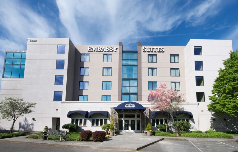 Embassy Suites By Hilton Seattle North Lynnwood,Dupont>>Brier,3.5 star