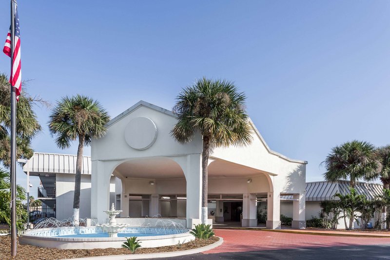 days inn by wyndham st petersburg tampa bay area