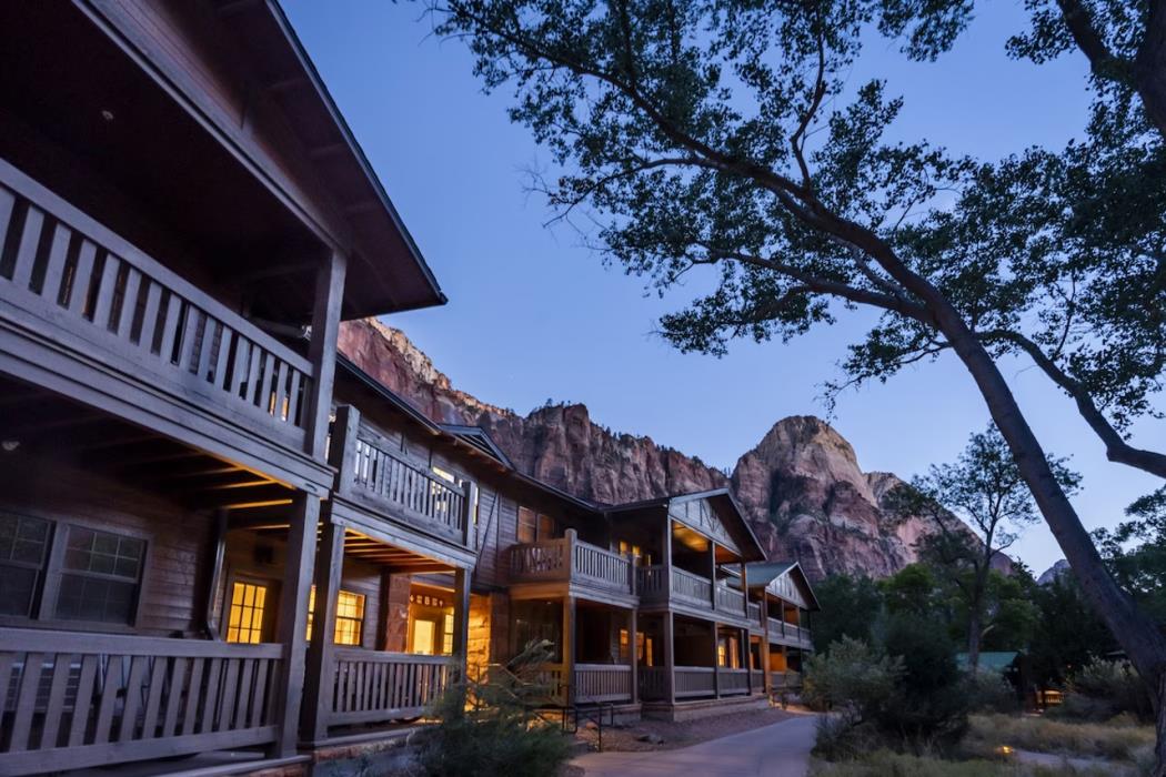 zion lodge inside the park