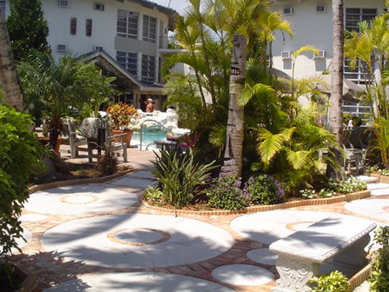 Freeport Resort & Club,Rum Cay Drive & Spy Walk,3 star