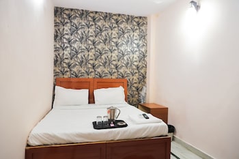 Roomshala 127 Mannat Stay