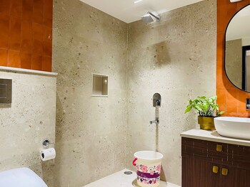 Roomshala 134 Premium Rooms Saket,India>>New Delhi,3 star