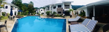 Sun Properties,Beau Vallon,4 star