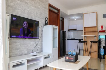 minimalist and cozy 2br at gateway pasteur apartment