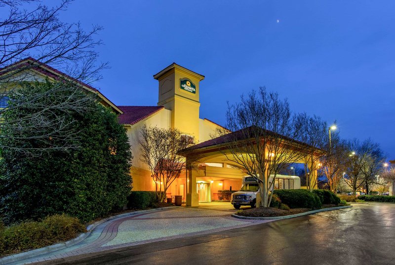La Quinta Inn & Suites By Wyndham Raleigh Durham Airport,Morrisville>>Cary,2.5 star