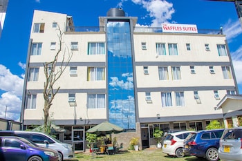 waffles suites