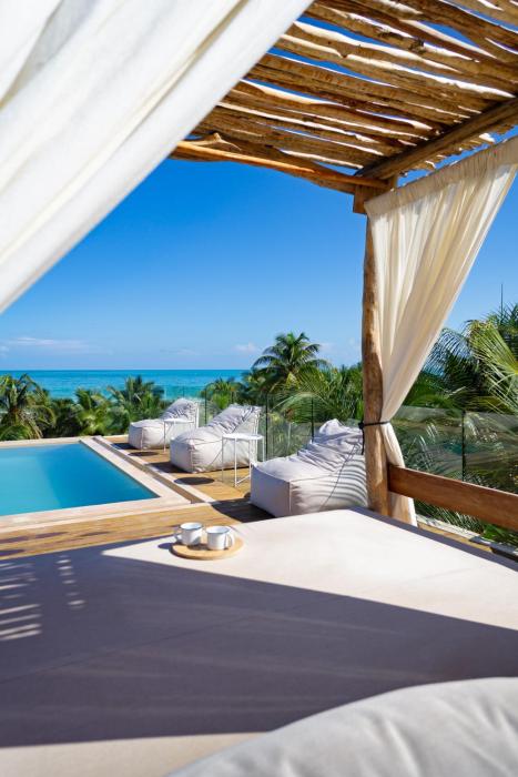 Mero Mero Hotel,Mexico>>El Cuyo,2 star