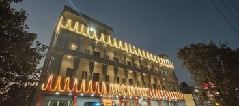Hotel Amulya Regency - Near Kempegowda International Airport,Devanahalli,3 star