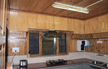 Aj Himalayan Homestay