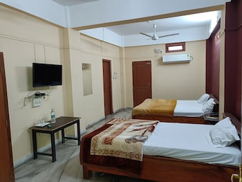Hotel Yuvraj Palace,Dibrugarh>>Dhemaji,2 star