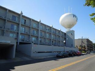 coast rehoboth beach tapestry collection by hilton