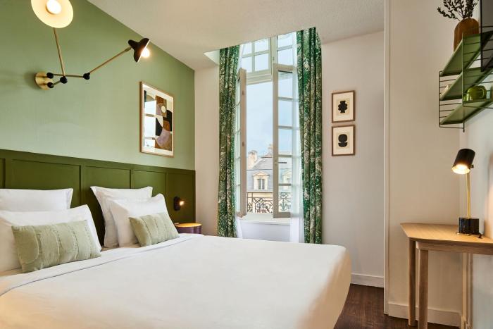 hotel bordeaux clemenceau by happyculture