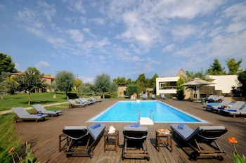 sani polyastron hotel and spa
