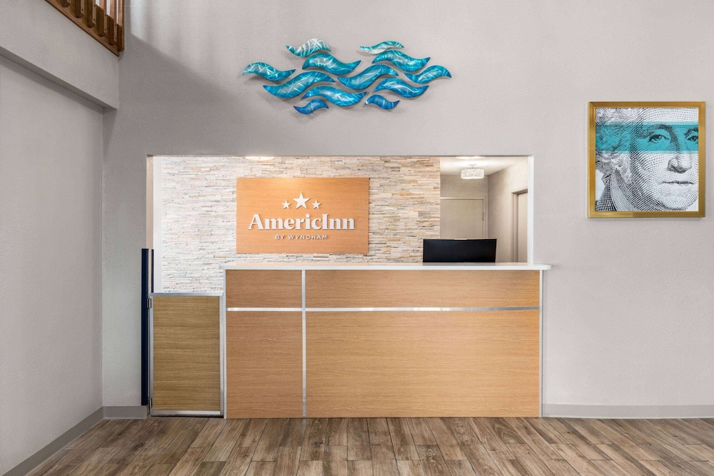 Americinn By Wyndham Williamsburg,,2 star