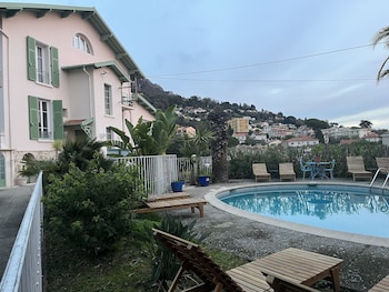 hotel villa roseraie