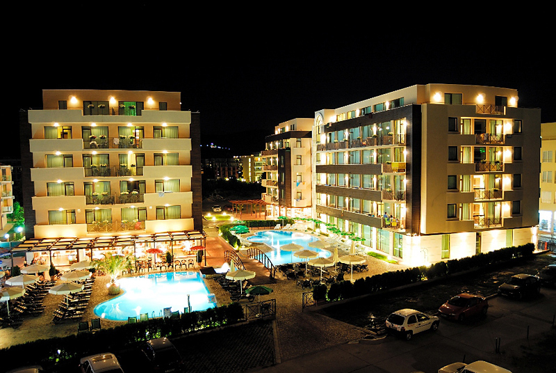 lion sunny beach