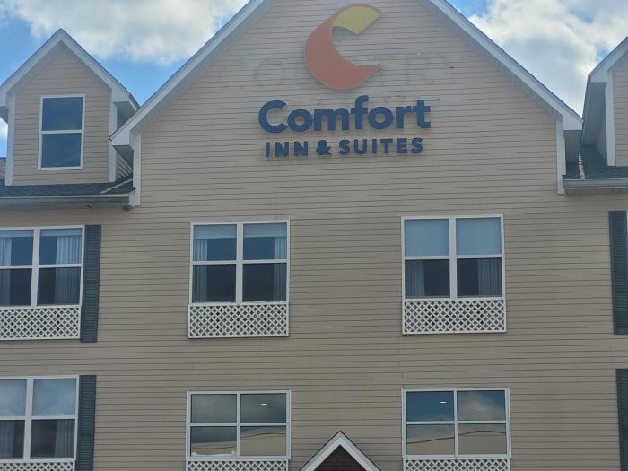 comfort inn and suites