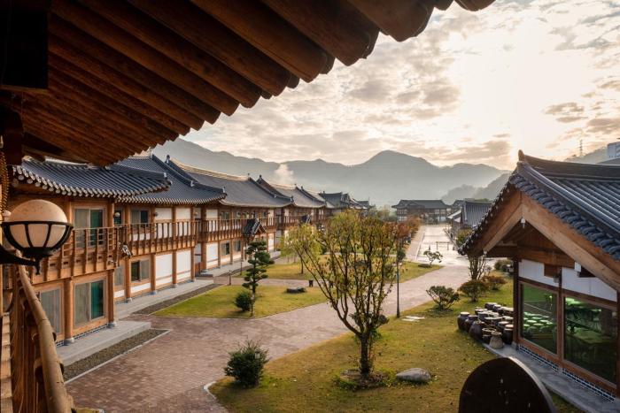 jeonju wangyijimil hanok hotel
