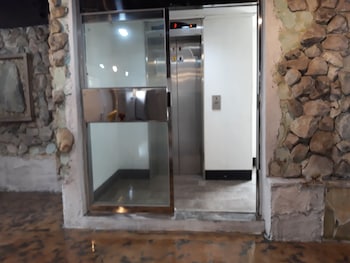 daegu gyeongs hostel foreigner only