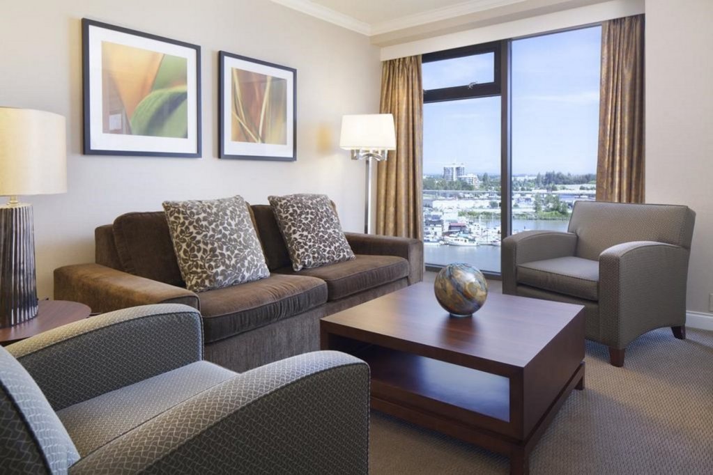 Radisson Blu Vancouver Airport Hotel & Marina,,4 star