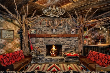 Urban Cowboy Lodge,Monticello>>Big Indian,5 star