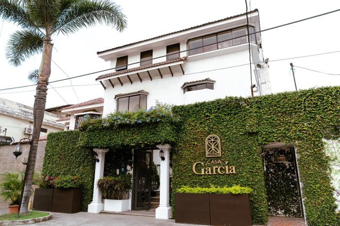 Casa Garcia,Samborondon>>Guayaquil,4 star