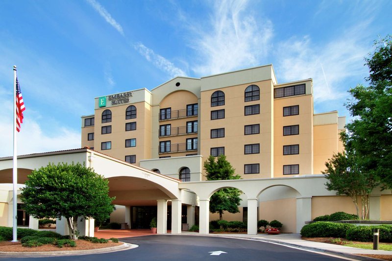 embassy suites by hilton greensboro airport