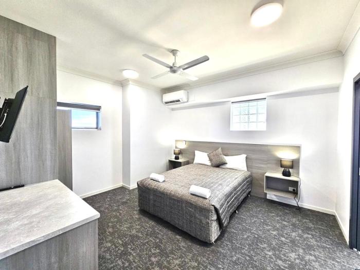 y motels rockhampton